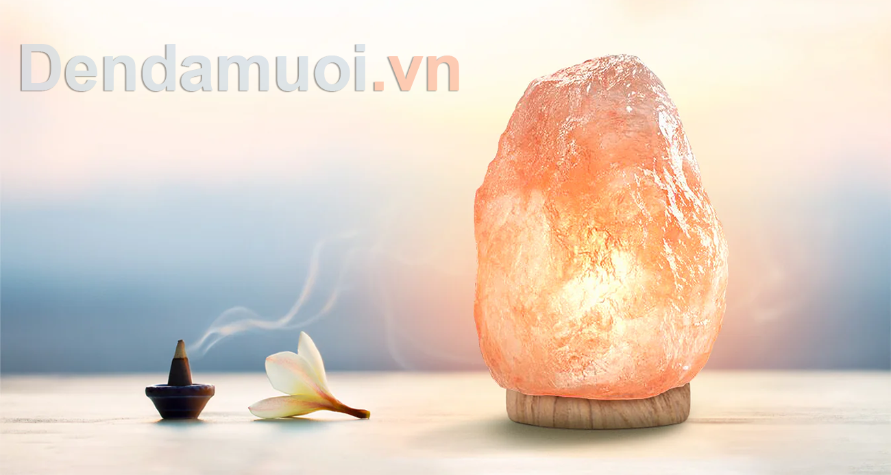 Đèn đá muối kiểu dáng tự nhiên rất đẹp